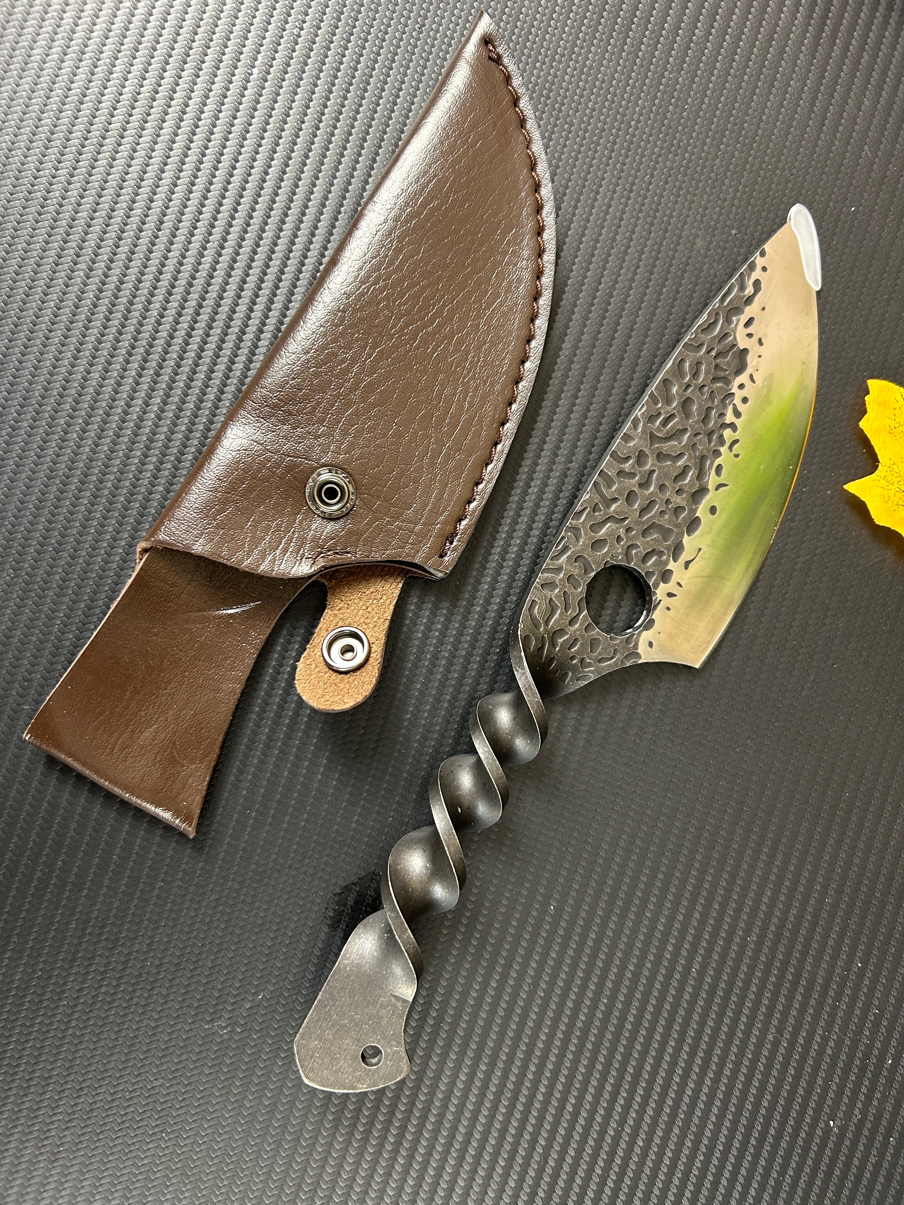 Unique Twsited Handle Kitchen Knife Chef Knife