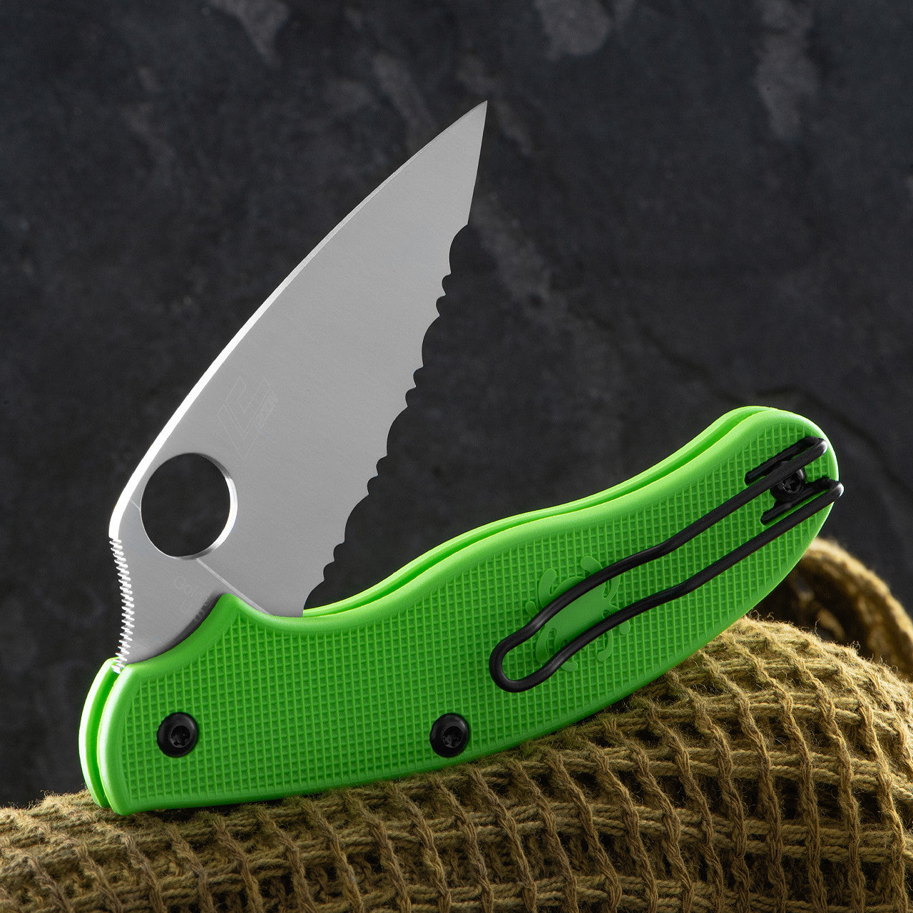 Spyderco UK Penknife Salt Green Spyderedge Folding Knife